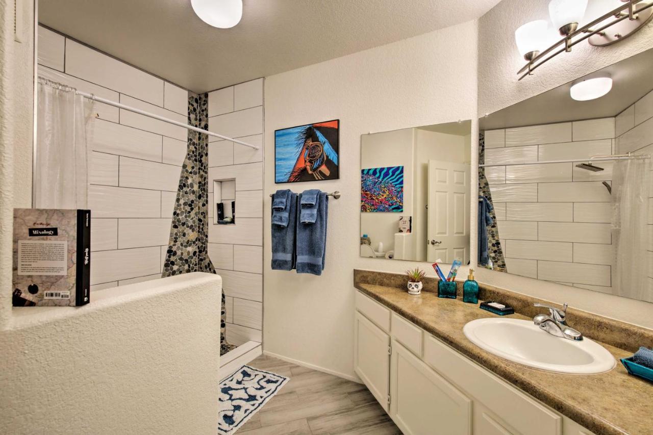 Modern Condo With Pool About 3 Mi To Downtown Phoenix! 외부 사진